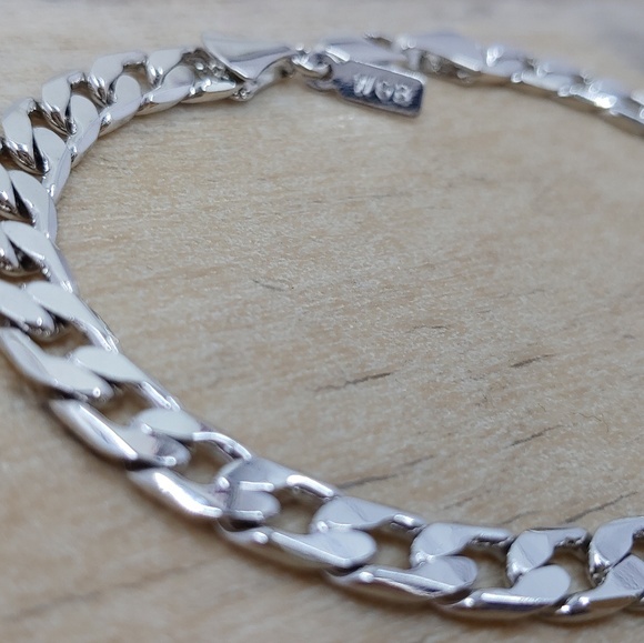 WGB White Gold Bond Silver Chain Bracelet - Picture 3 of 8